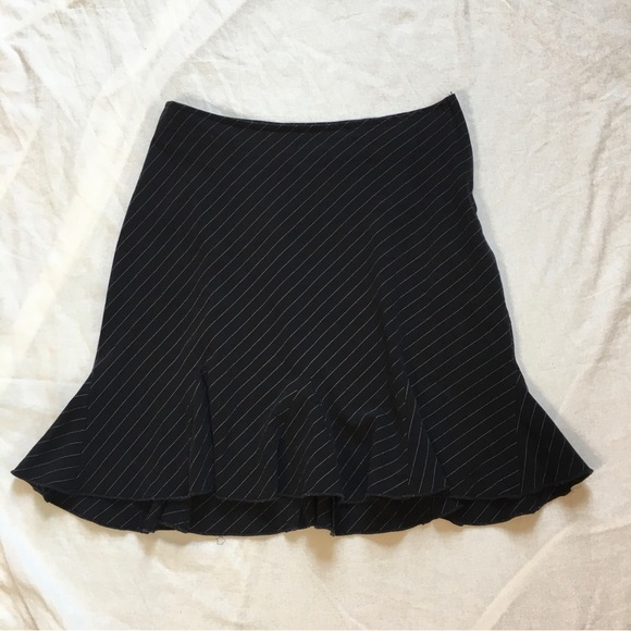 Y2K Charlotte Russe Black Pinstripe Skirt, 5/6 - Picture 5 of 9